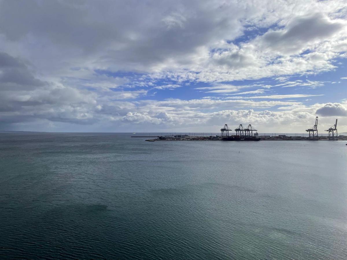 Amazing Sea View Apartment Arhus Bagian luar foto